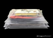 In-Stock Matte Zipper Bags for Clothing Packaging - CPE T-Shirt Sealing and Storage Bags with Slider Closure